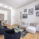 C1 Suite Hoche 3 Bdr Ac 5Mins Walk Palais Festival & Beach