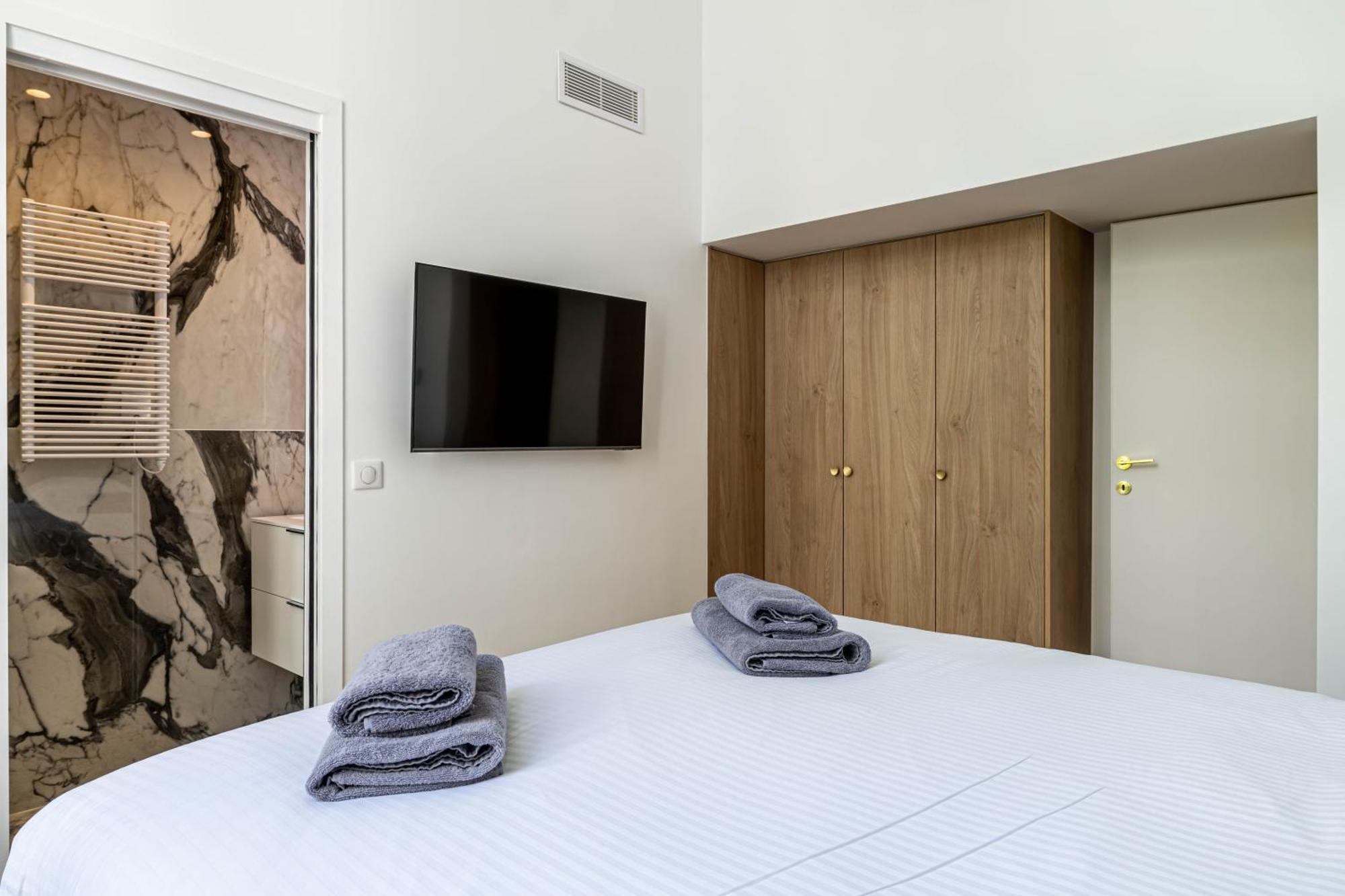 C1 Hoche 3 Bdr Ac 5mins Walk Palais Festival & Cannes